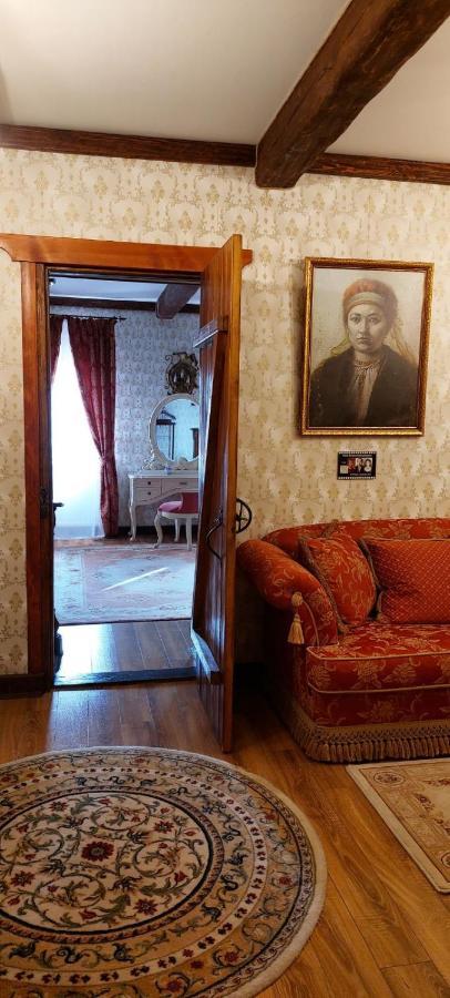 Hotel Fortetsya Hetmana Hatne Exterior foto